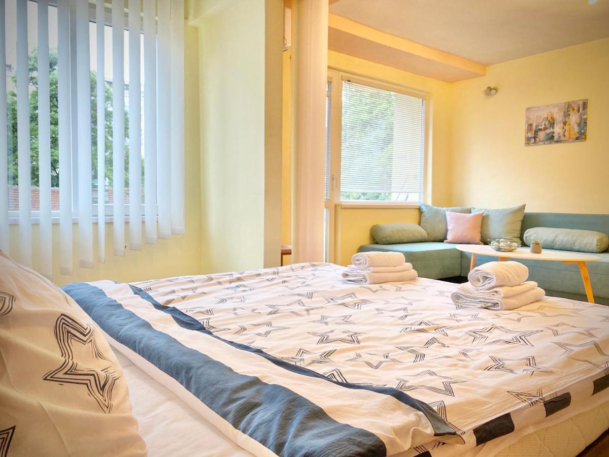 Sunny Central Apartment With Tv & Wi-Fi Stara Zagora Exterior photo