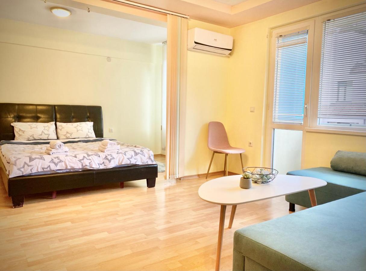 Sunny Central Apartment With Tv & Wi-Fi Stara Zagora Exterior photo